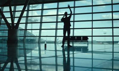 Кадр из фильма «Без границ»