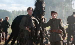 Кадр из фильма «Боевой конь»